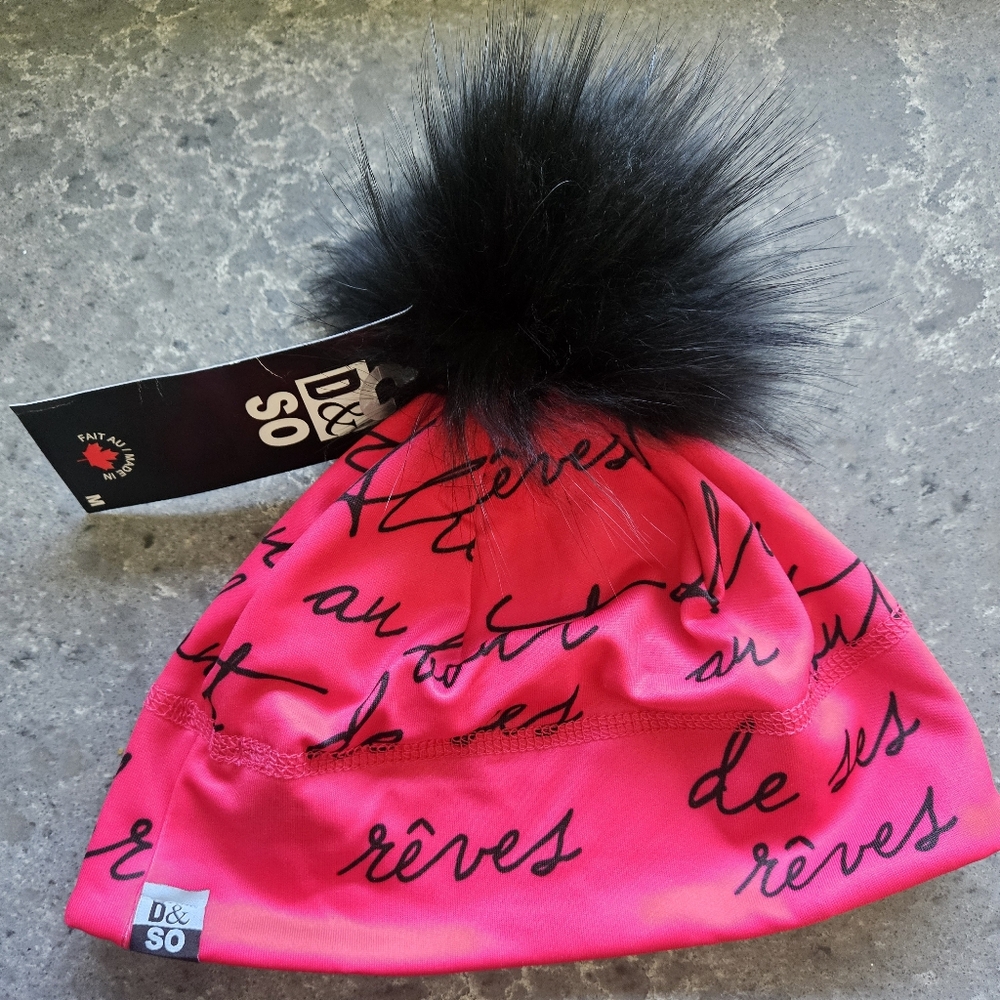Fleece And Fur Women’s Toque